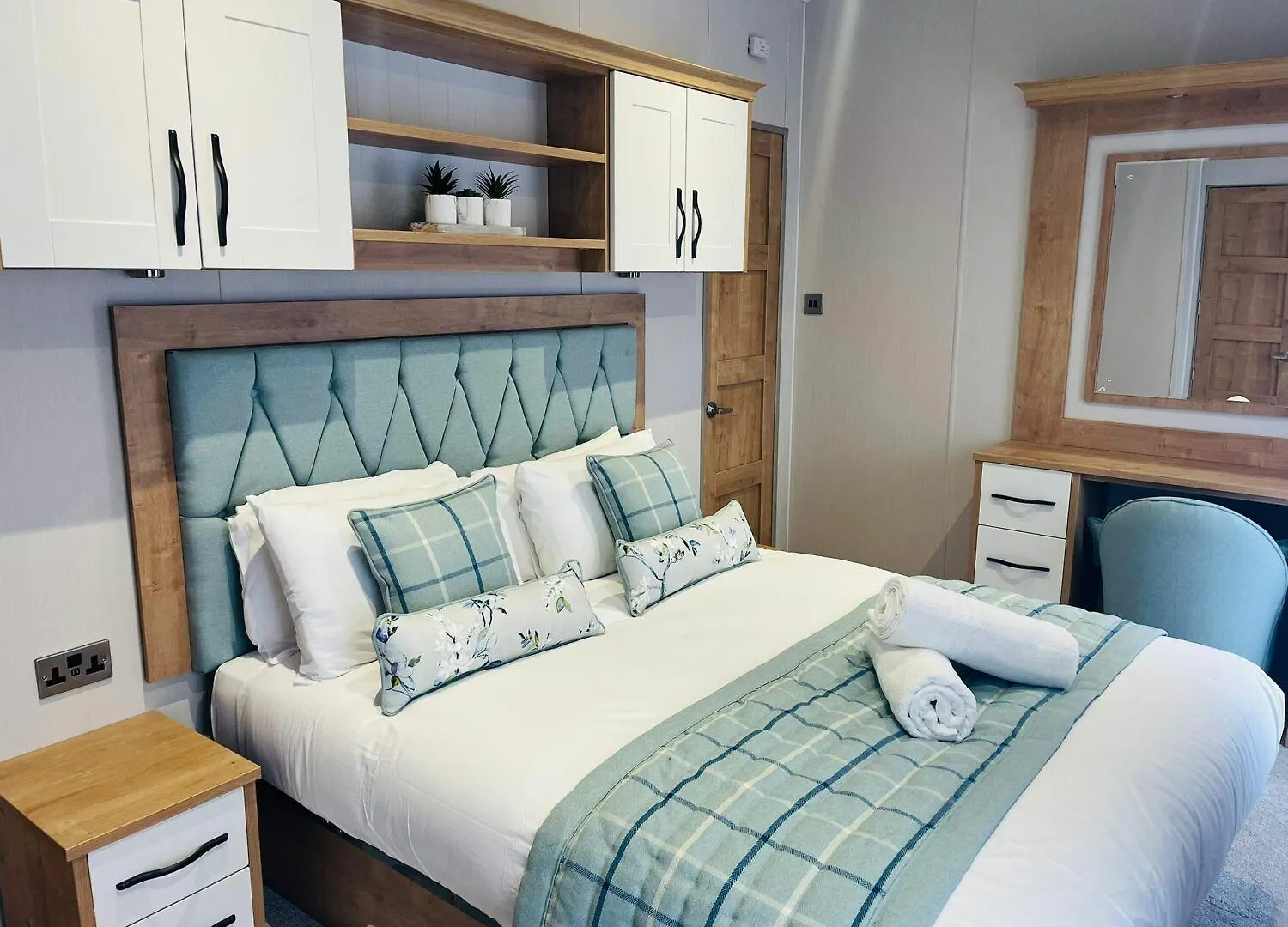 Country Cabin With Hot Tub York United Kingdom